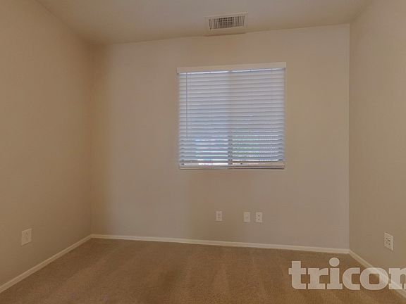 4th image of 25683 W Saint Kateri Dr