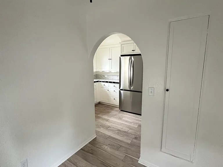 455 Hazel St — Photo 6