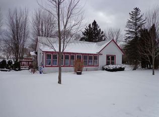143 High St, Manawa, WI 54949