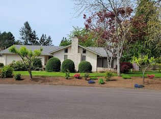 2055 NE Country Club Dr, Canby, OR 97013