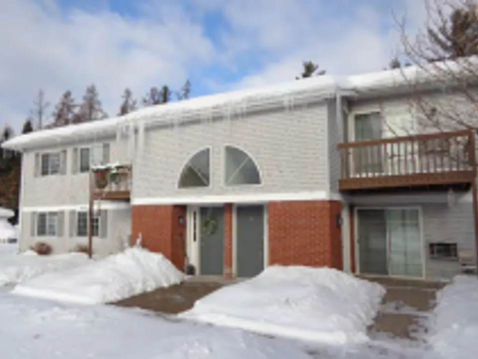 44-48 E Birchwood Ave