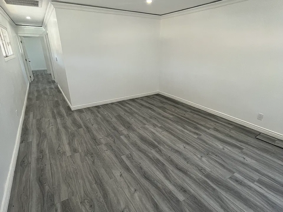 11685 Magnolia Blvd #B