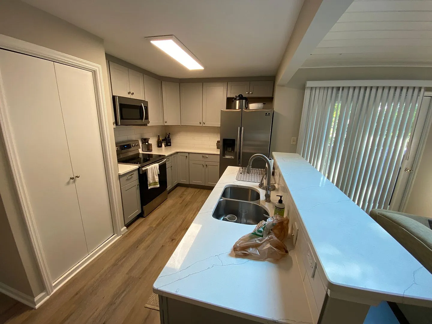 Room for Rent in 3 Bedroom Home at Old Farm Rd — Photo 3