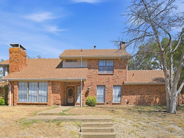 839 Woodridge Dr