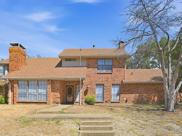 839 Woodridge Dr, Desoto, TX 75115