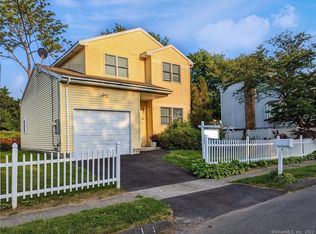 250 Orange St, Stratford, CT 06615