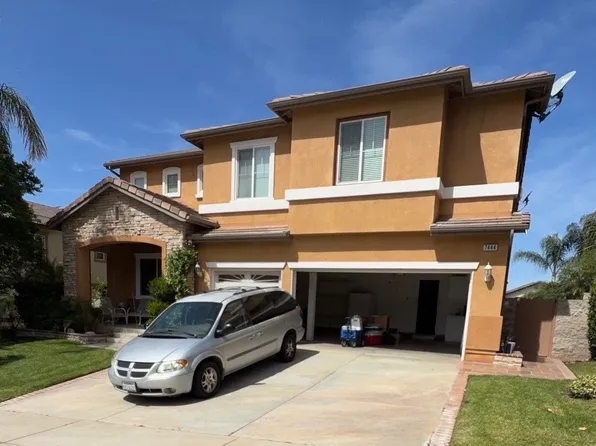 7444 Sequoia Ln, Highland, CA 92346