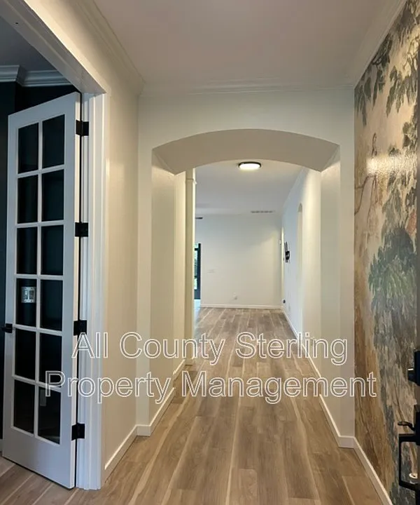 184 Birchmont Dr