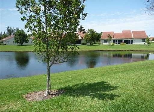 1st image of 7897 Coral Pointe Dr