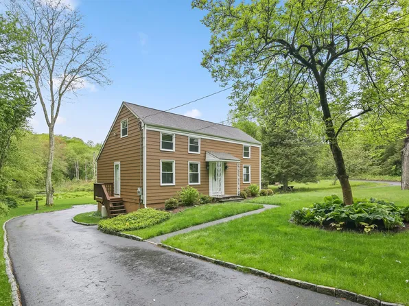 94 West Redding Road, Danbury, CT 06810