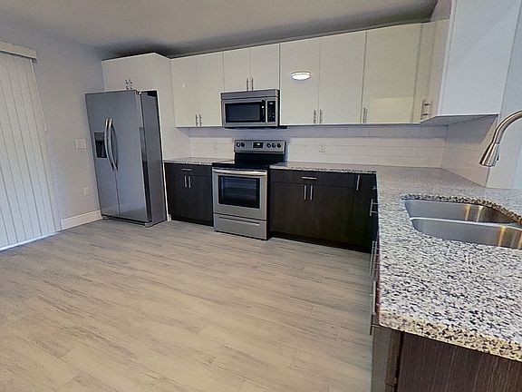 4th image of 17012 Ongar Ct