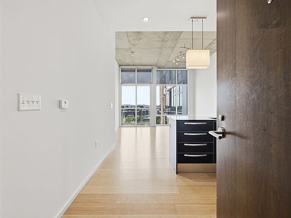 3rd image of 700 12th Ave S Unit 1208