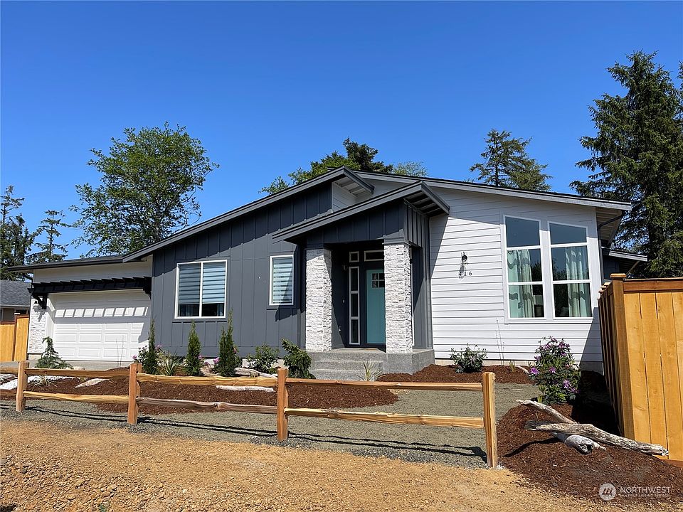 1st image of 416 Duck Lake Drive SE