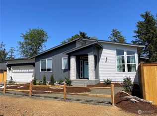 416 Duck Lake Dr SE, Ocean Shores, WA