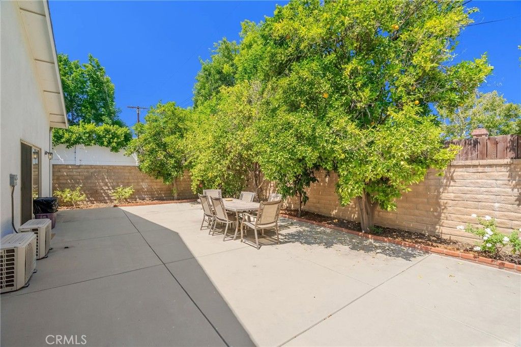 10228 Encino Ave, Northridge, CA - View 6