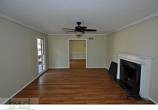3rd image of 4656 Cumberland Dr