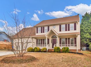 1717 Nuthatch Rd, Fayetteville, NC 28304