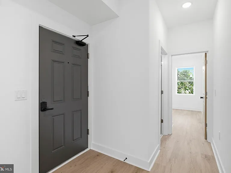 4312 Pennsgrove St #3 — Photo 10