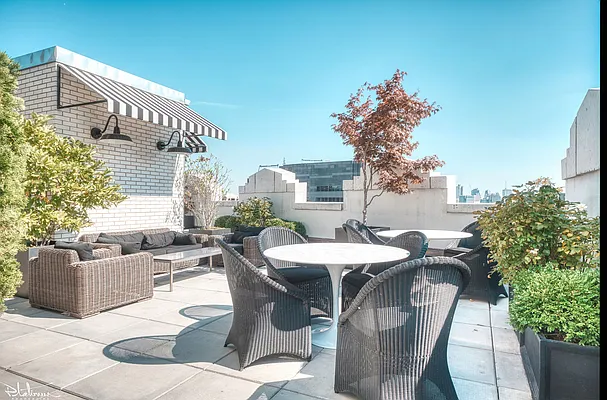 Rented by Platinum Properties | media 2