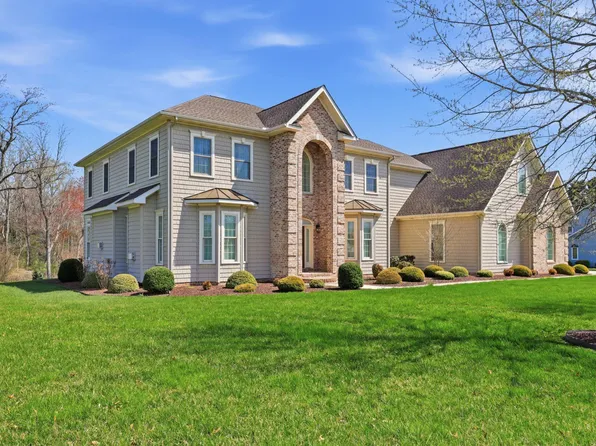 18 Lake Crest Dr, Milford, DE 19963