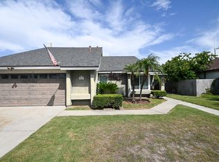 2517 W 16th St, Santa Ana, CA 92706