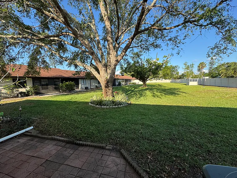 Shared Green space off of lanai