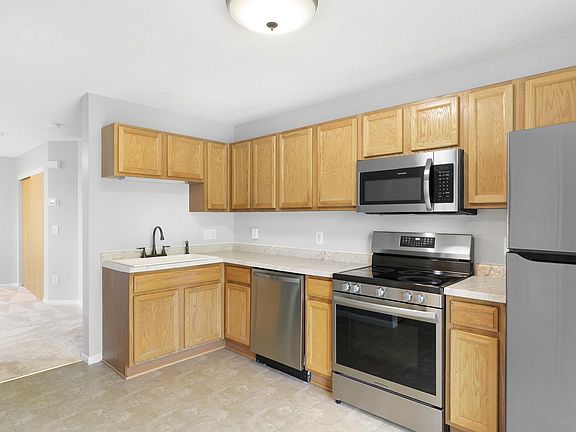 4th image of 1144 101st Ave NE Unit A