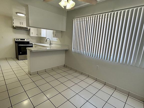 5th image of 4024 W 147th St Unit 10