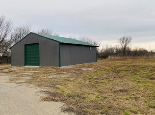 1603 Wagon Rd, Mapleton, KS 66754