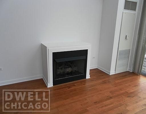 5th image of 1160 S Michigan Ave #P-730