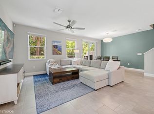 3901 SE Mentmore Ln, Stuart, FL 34997