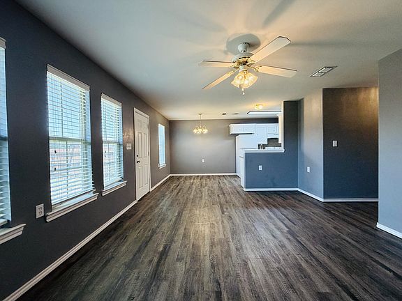 5th image of 2321 99th St