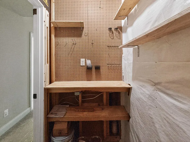 2942 Templehof Ct — Photo 44
