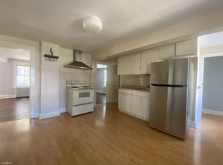 204 Sheephill Rd, Riverside, CT 06878