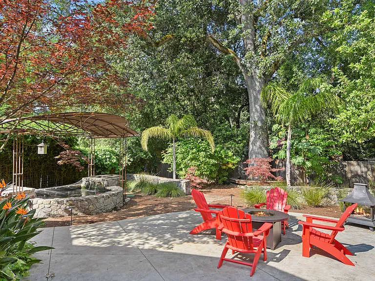 19135 Railroad Ave — Photo 27