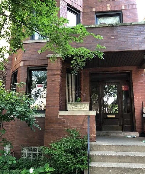 3321 S Lowe Ave #2 — Photo 2