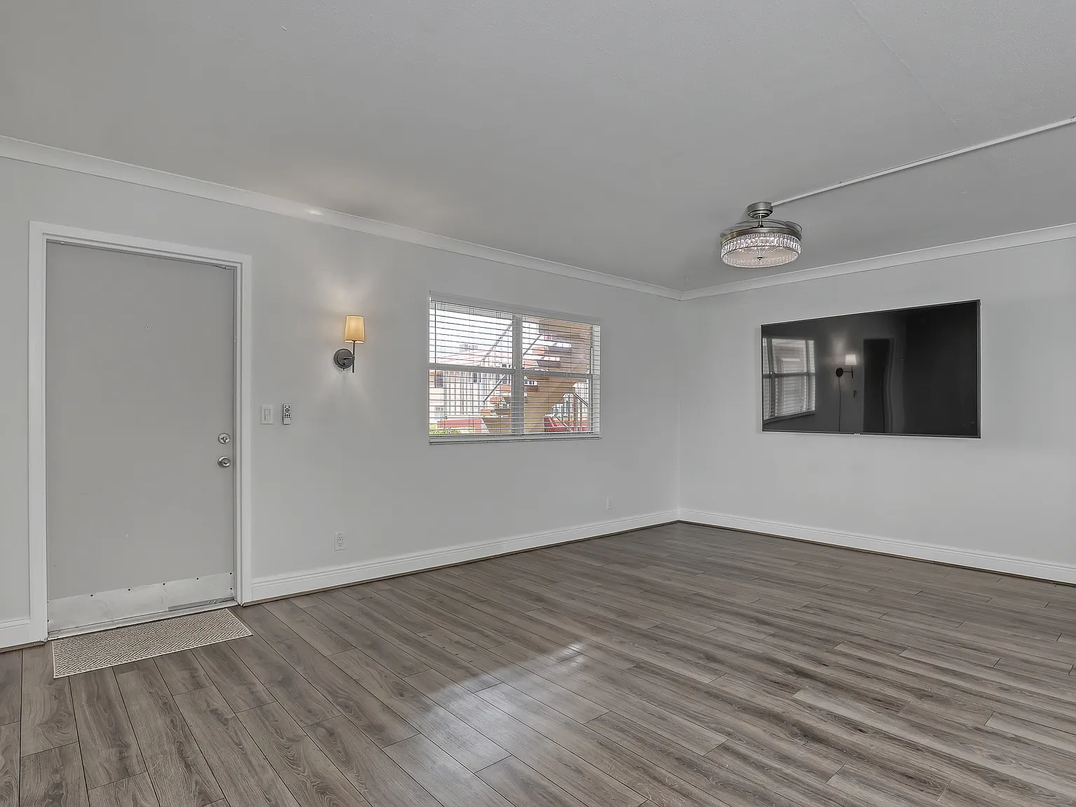 1 bed, 1.5 bath, 760 sqft, $1,850 — Photo 3