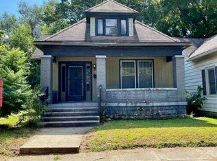 1431 Chestnut St, Terre Haute, IN 47807