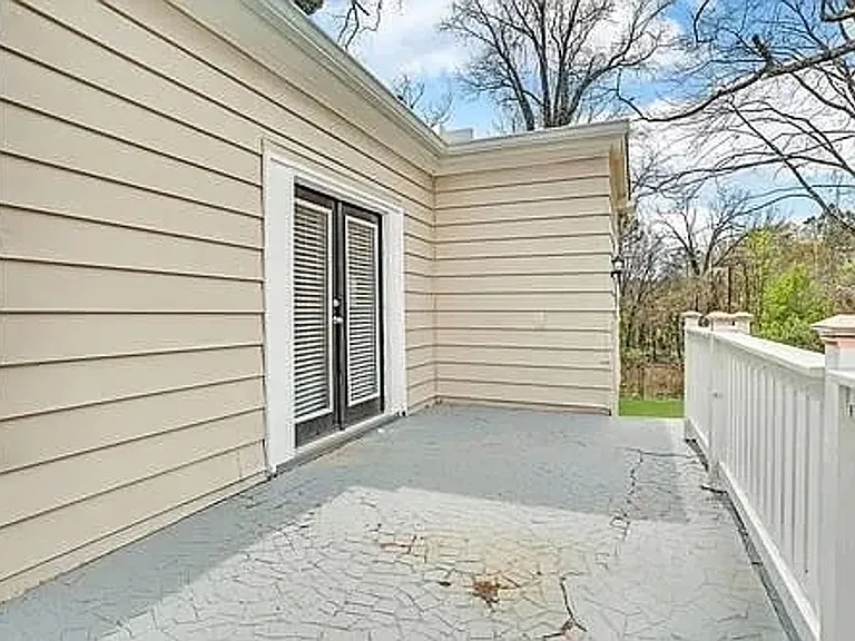 495 Hutchens Rd SE #A — Photo 8