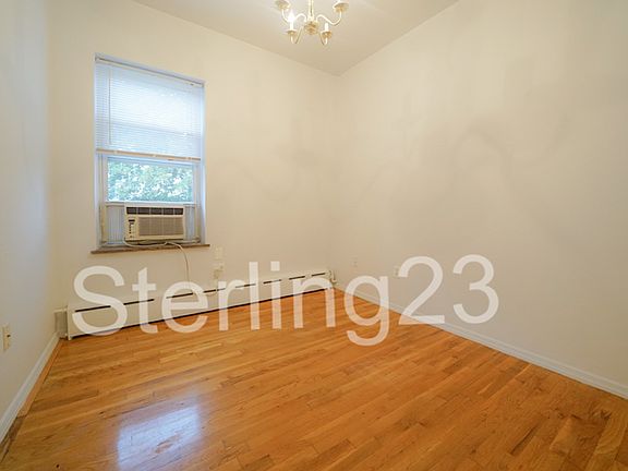 4th image of 25-14 27th St #2R