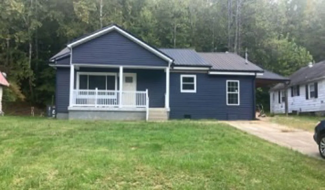 1013 Raceland Ave photo 1