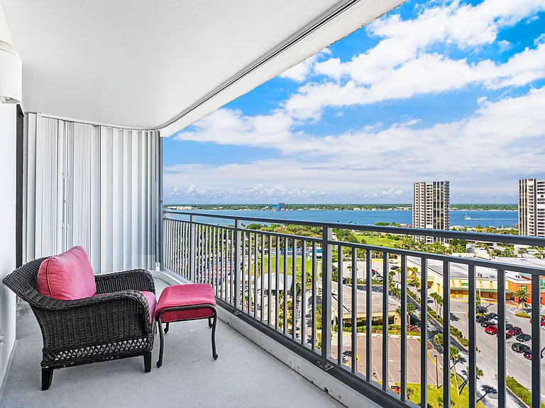 3047 S Atlantic Ave #1506 — Photo 4