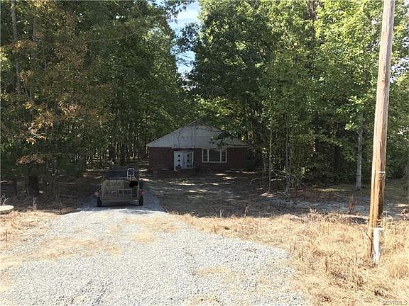 3rd image of 1819 S Spotswood Trl