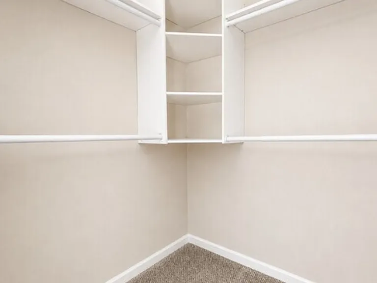 290 Gethings Cir #290 — Photo 13