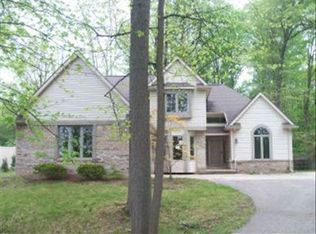 3204 Sterns Rd, Lambertville, MI 48144