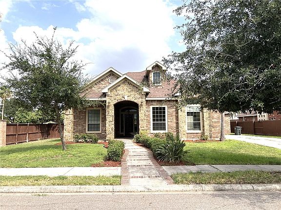 2nd image of 2501 Grand Canal Dr