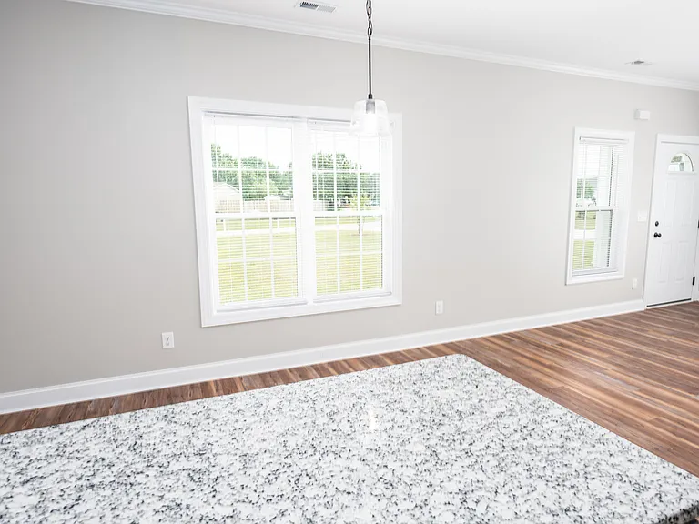 134 Macdonald Blvd — Photo 10