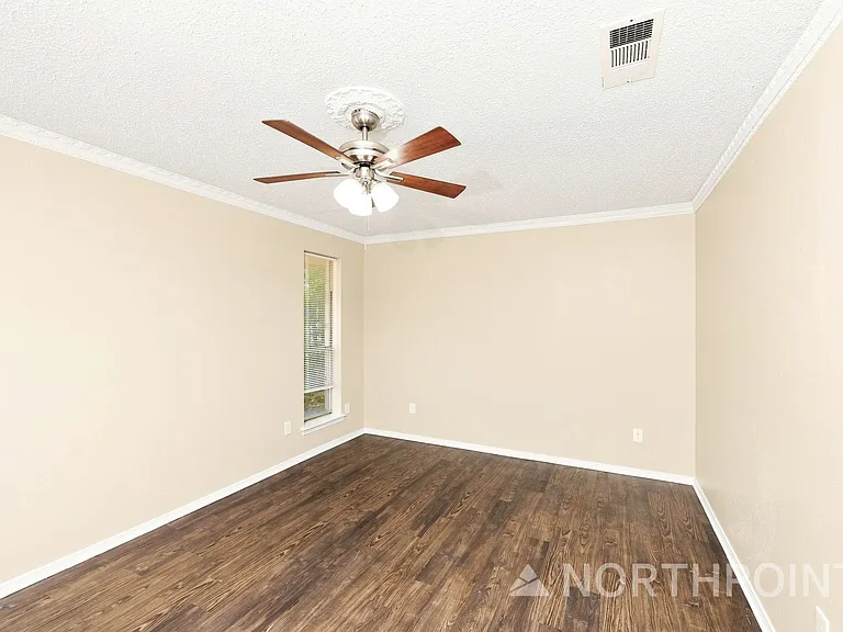 1315 Drury Dr — Photo 7