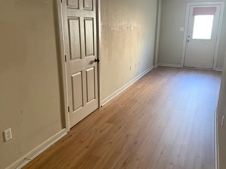 413 S Harrison St — Photo 7