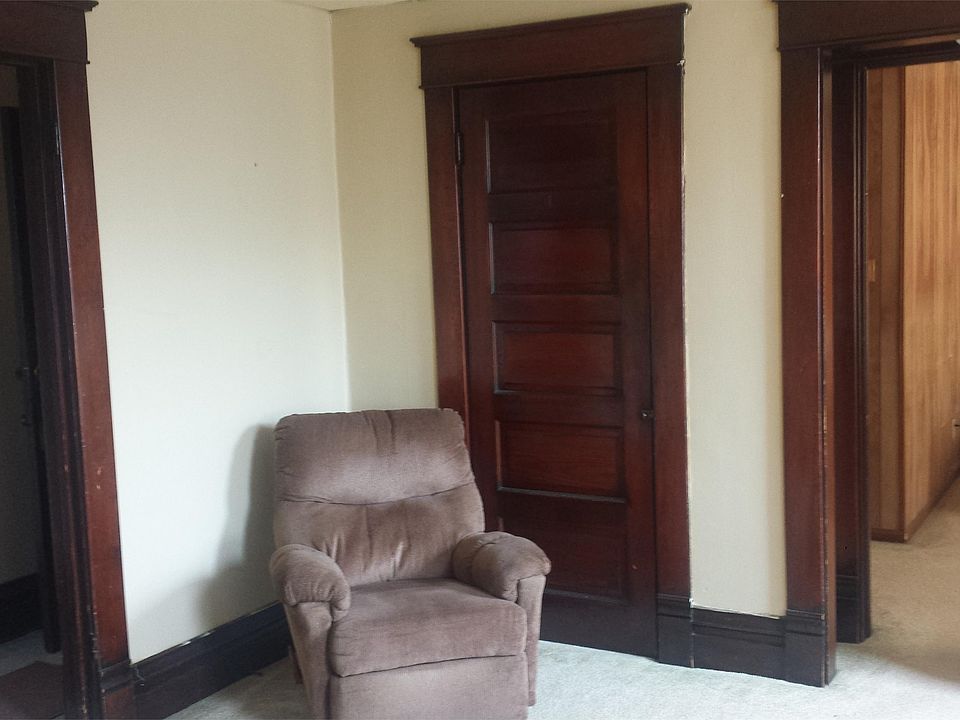 1st image of 416 Adams St APT 3